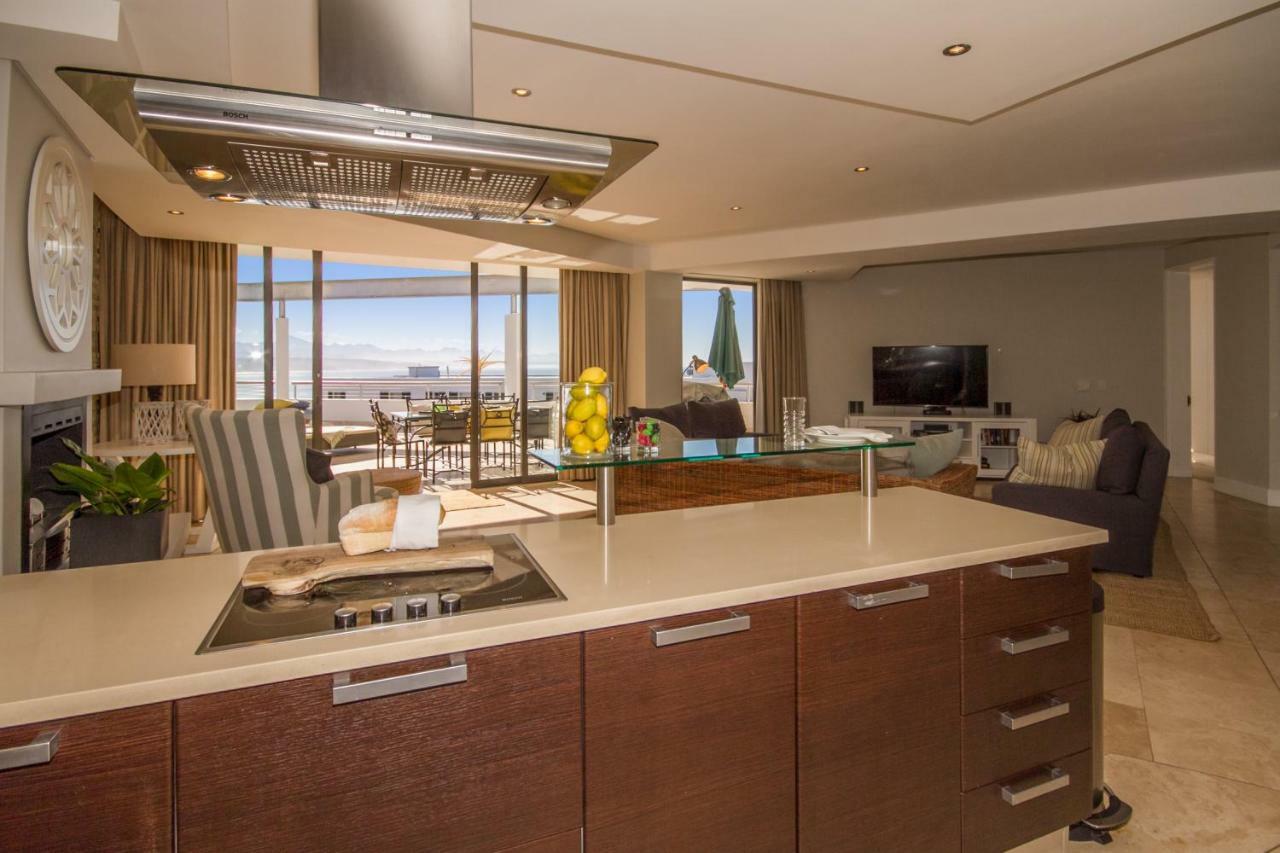 Apartment A Upper Deck Plettenberg Bay Luaran gambar